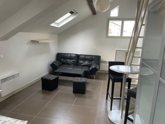 Sympas Et Confortables Proche De Paris Appartement *